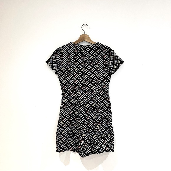 zara short sleeve short dress with shorts. it has integrated patterns, small - Picture 3 of 6